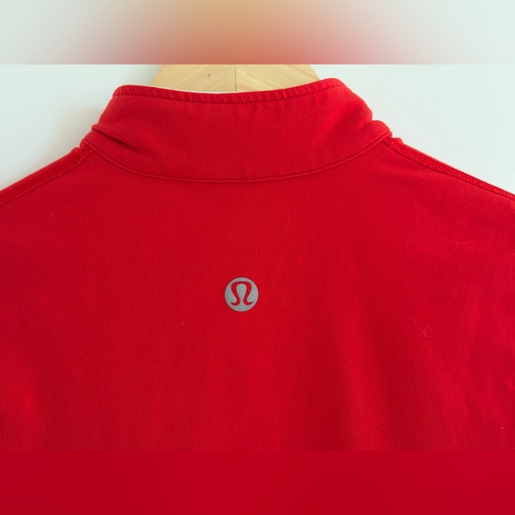 Lululemon: Women’s Sleeveless Full Zip-Up Top (ptp approx 16.5in) - Picture 5 of 12